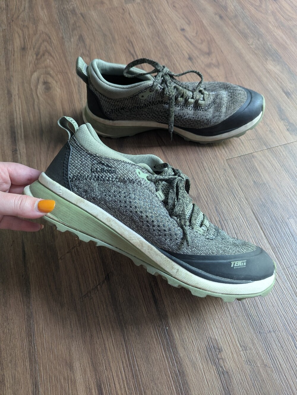 L.L. Bean Waterproof Women's Olive Green Knit Trail Sneakers Sz 8
